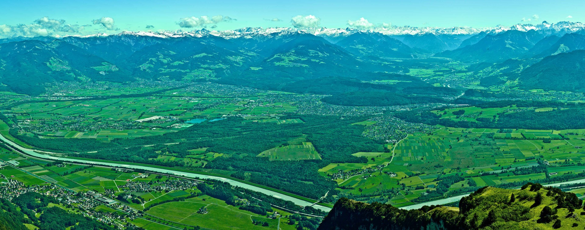 Stadt & Land, Berg & Tal, Groß & Klein: Die Region Vorderland-Feldkirch zeichnet sich mit ihren 13 Gemeinden durch eine außerordentlich große Vielfalt aus.